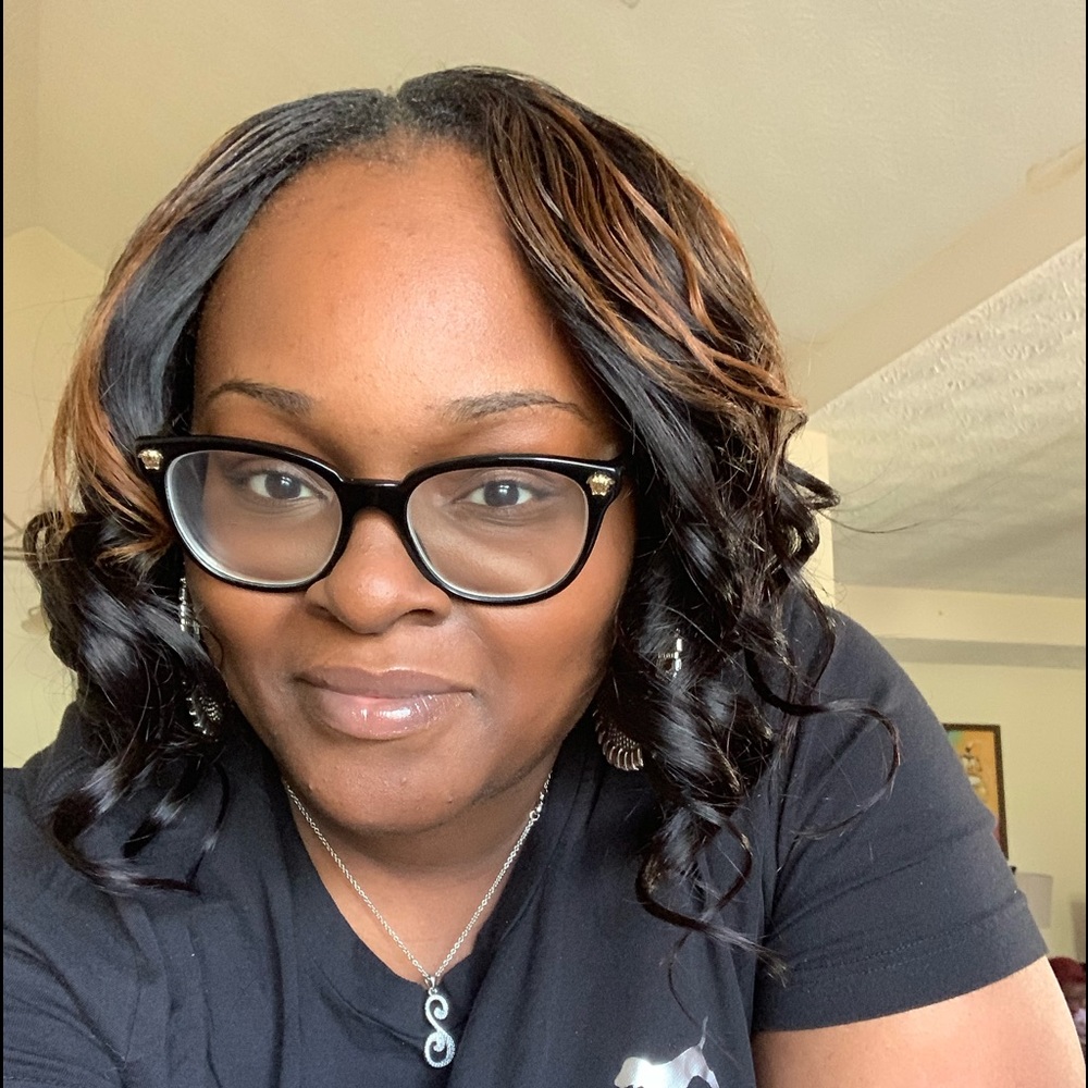 Meet your Posher, Samantha